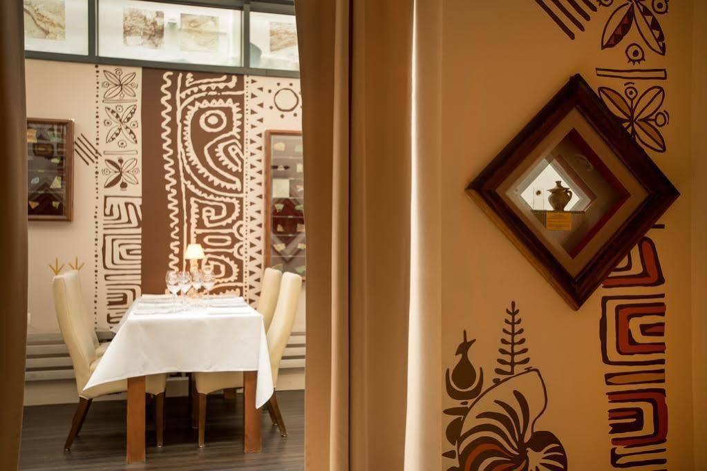 Hotel Grodek Krakow Bagian luar foto Interior of the restaurant