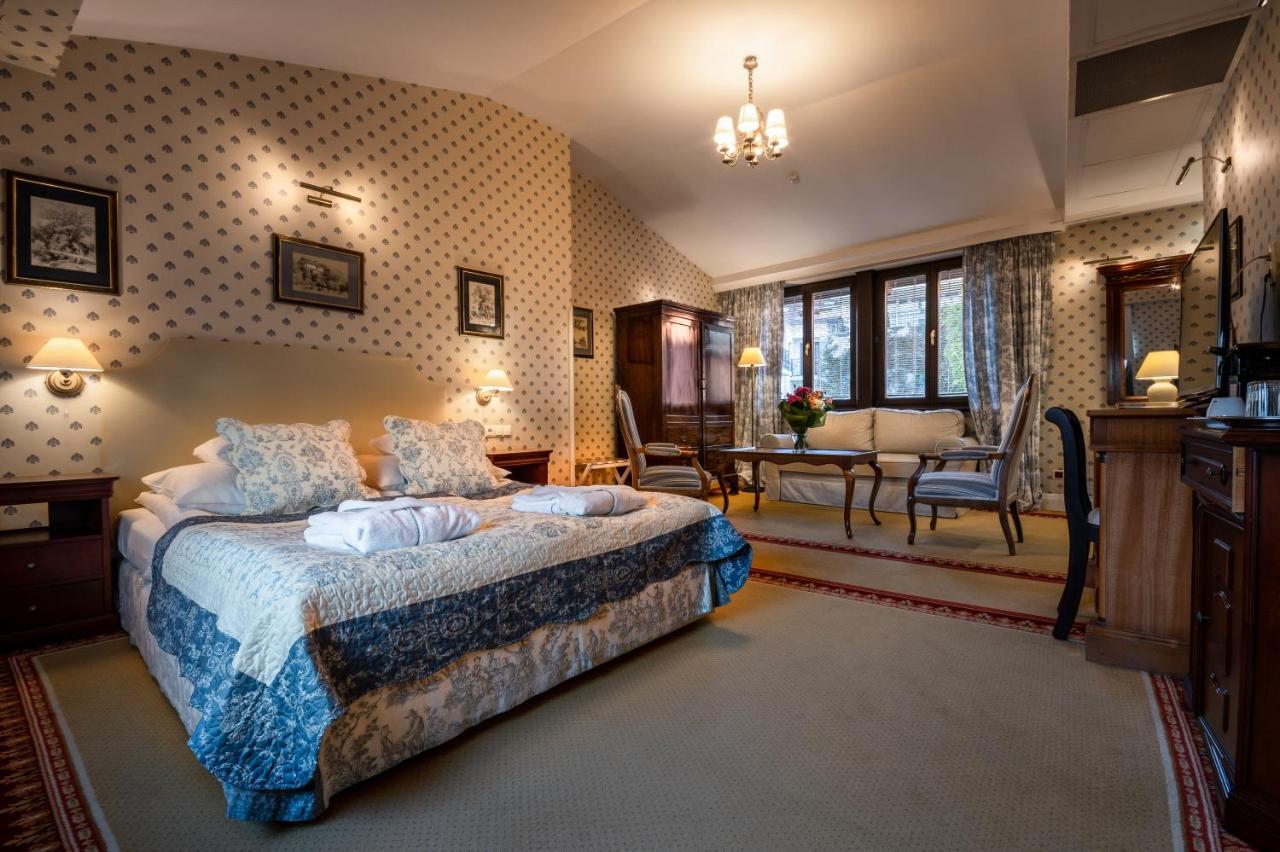 Hotel Grodek Krakow Bagian luar foto