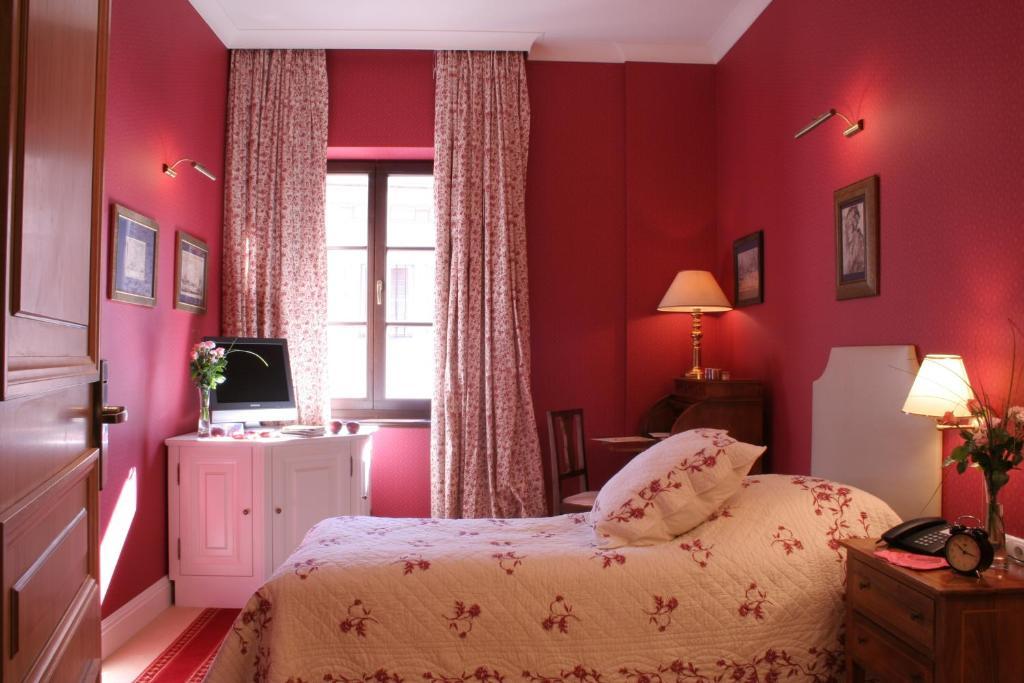 Hotel Grodek Krakow Ruang foto A bedroom